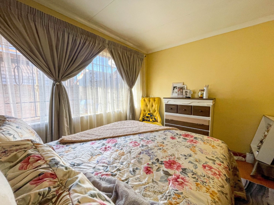 3 Bedroom Property for Sale in Kagiso Gauteng