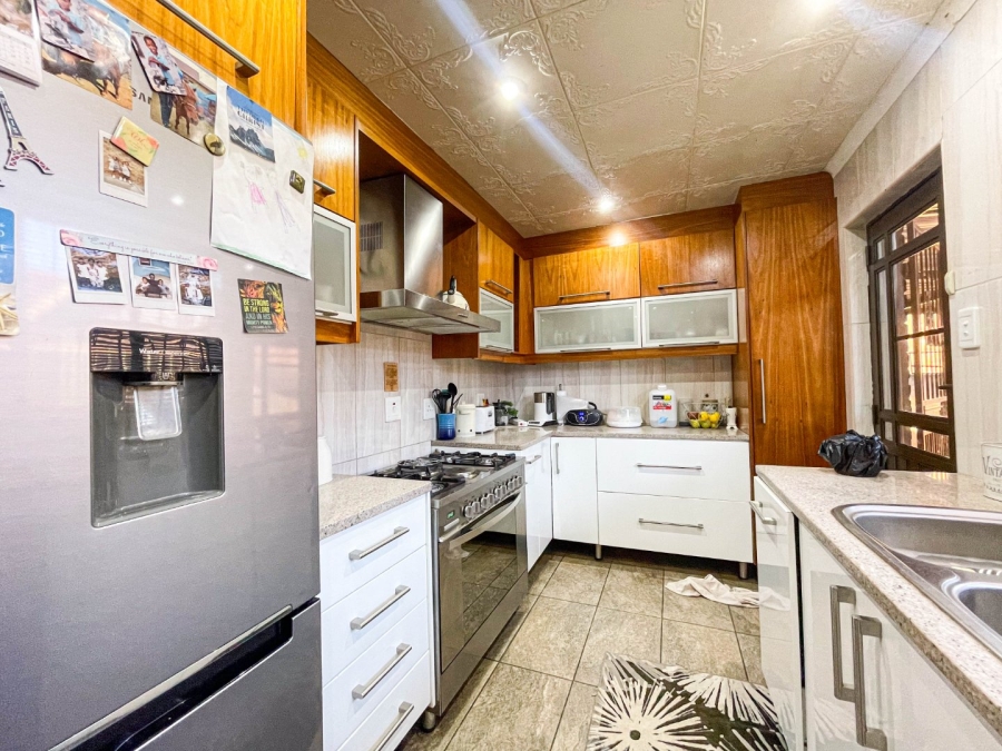 3 Bedroom Property for Sale in Kagiso Gauteng