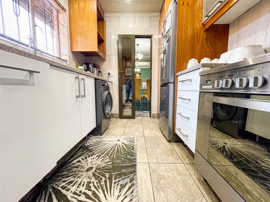 3 Bedroom Property for Sale in Kagiso Gauteng