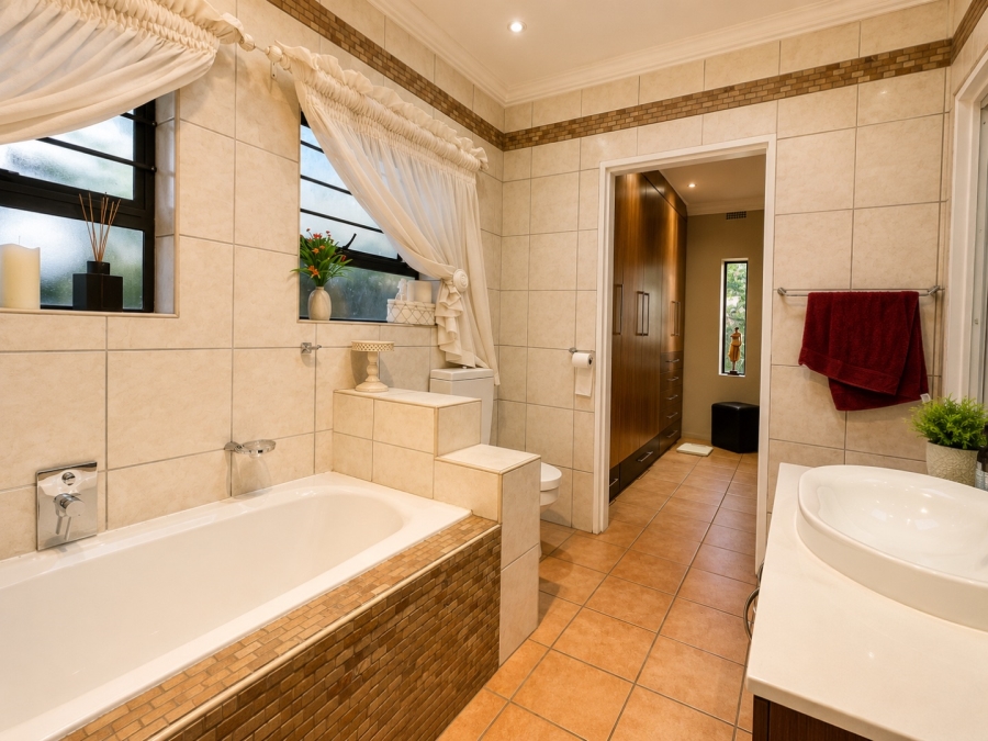 4 Bedroom Property for Sale in Vanderbijlpark SW 5 Gauteng