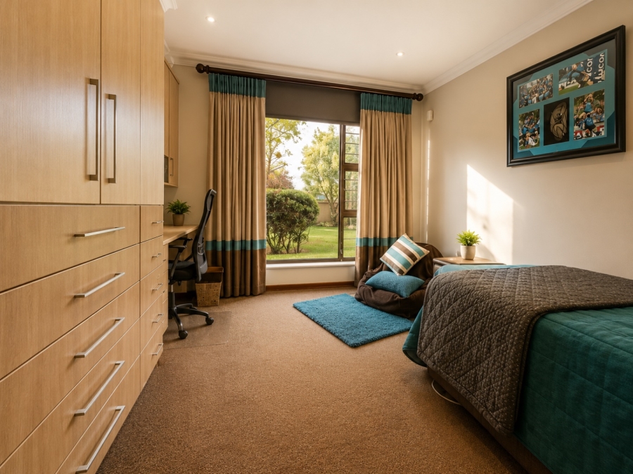 4 Bedroom Property for Sale in Vanderbijlpark SW 5 Gauteng