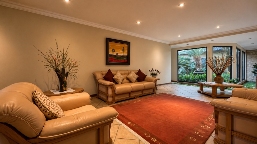4 Bedroom Property for Sale in Vanderbijlpark SW 5 Gauteng