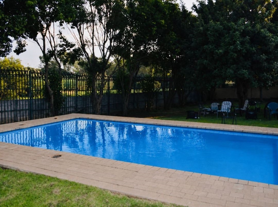 3 Bedroom Property for Sale in Birchleigh Gauteng
