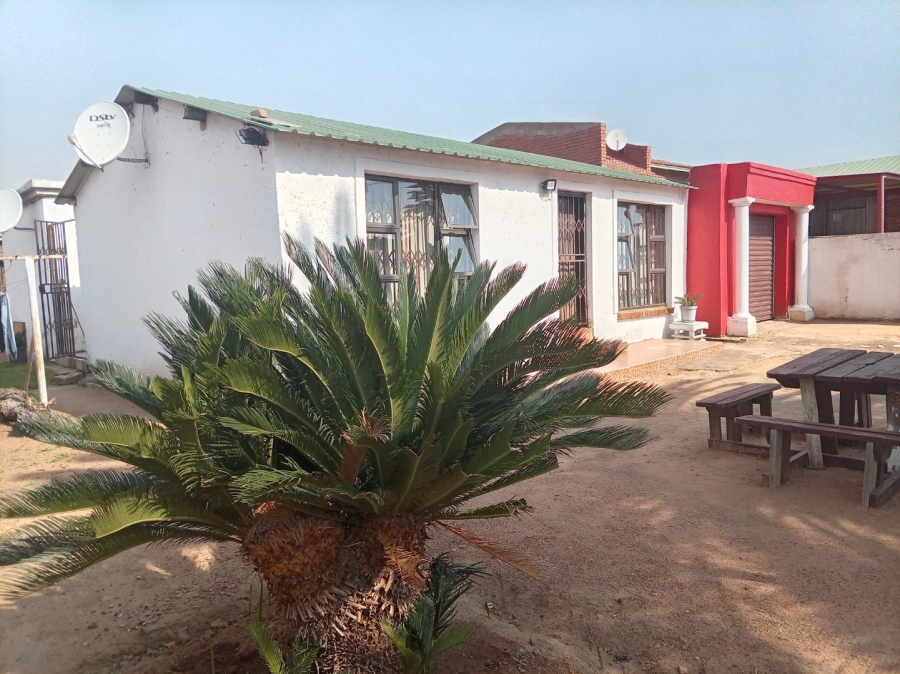3 Bedroom Property for Sale in Soshanguve G Gauteng