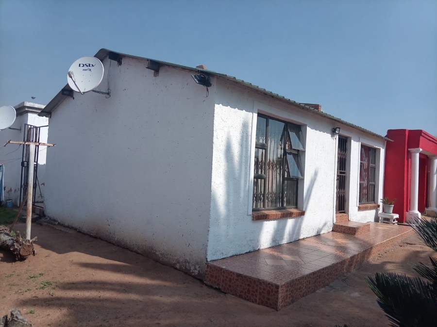 3 Bedroom Property for Sale in Soshanguve G Gauteng