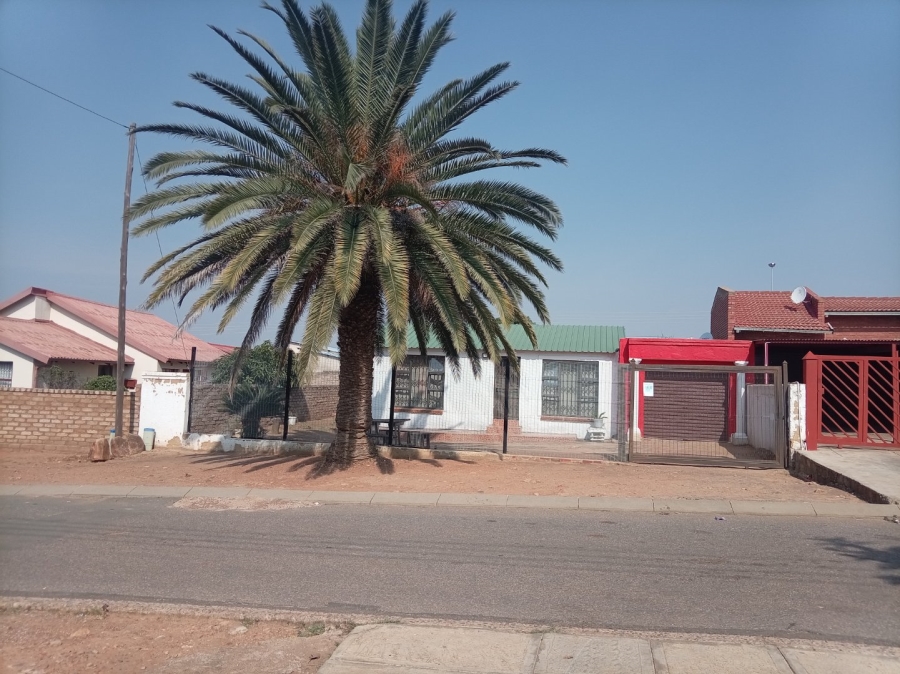 3 Bedroom Property for Sale in Soshanguve G Gauteng