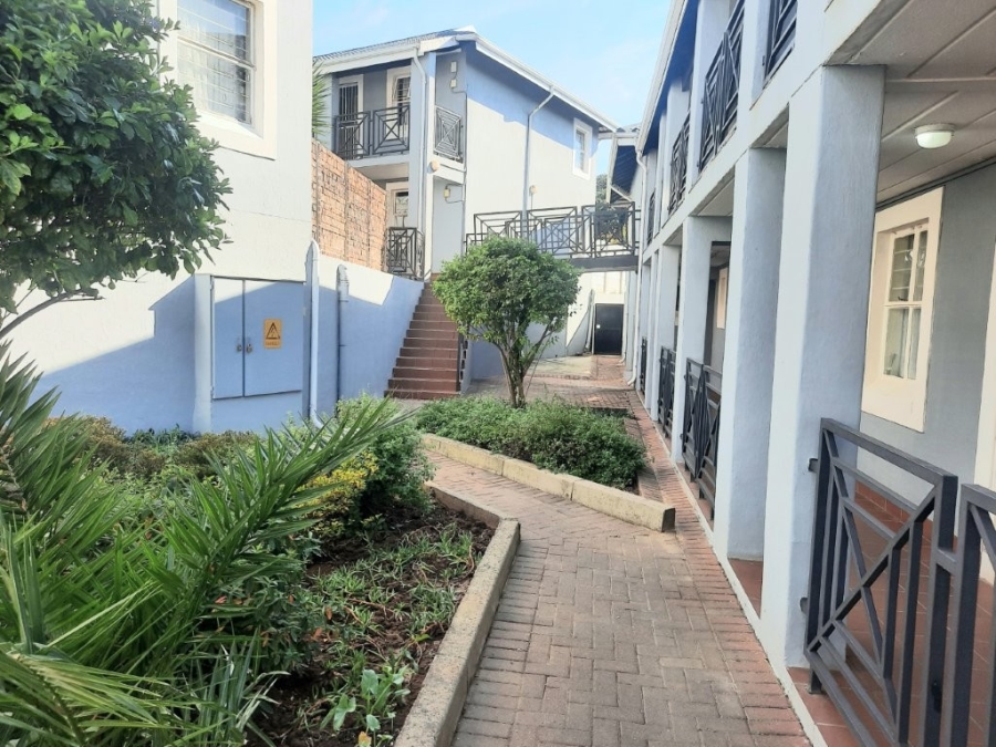 2 Bedroom Property for Sale in Weltevreden Park Gauteng