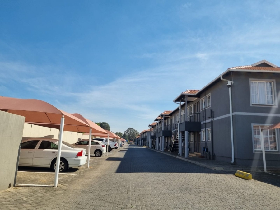 2 Bedroom Property for Sale in Comet Gauteng