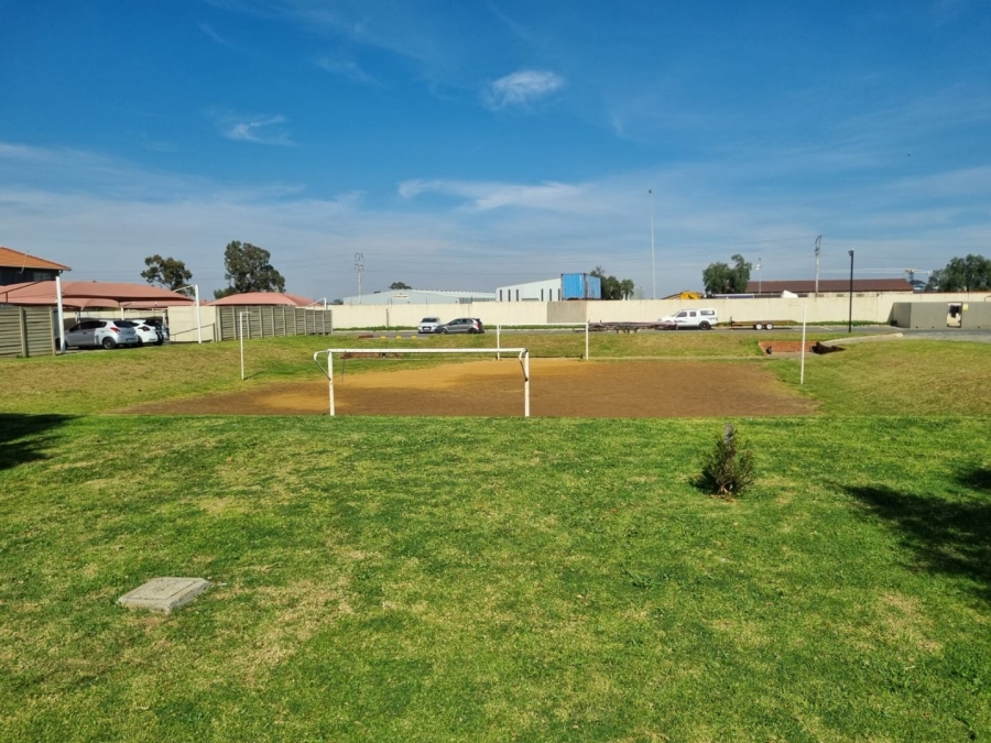 2 Bedroom Property for Sale in Comet Gauteng