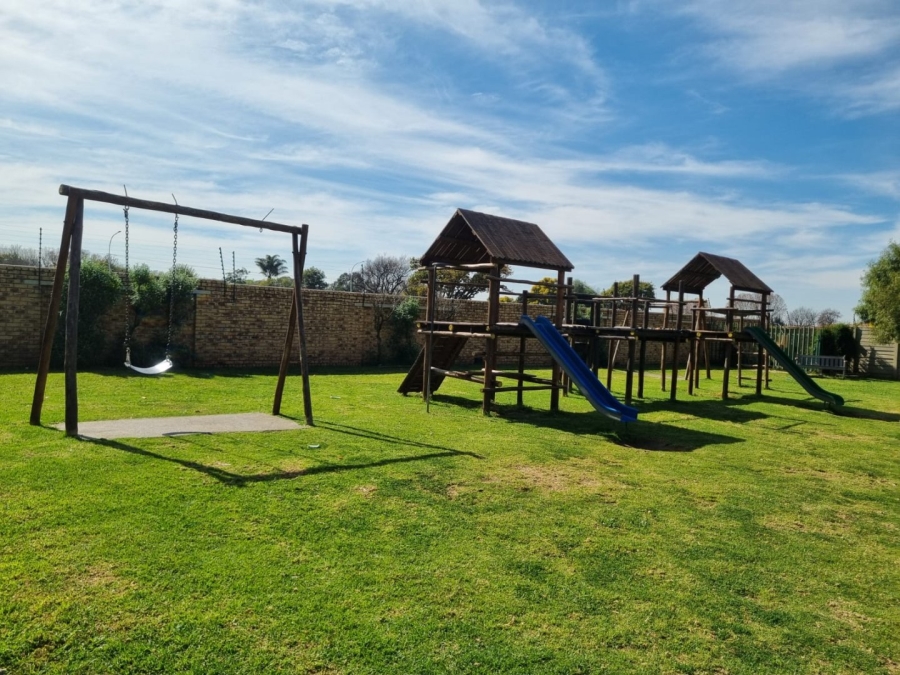 2 Bedroom Property for Sale in Comet Gauteng
