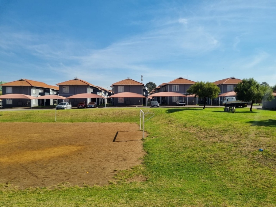 2 Bedroom Property for Sale in Comet Gauteng