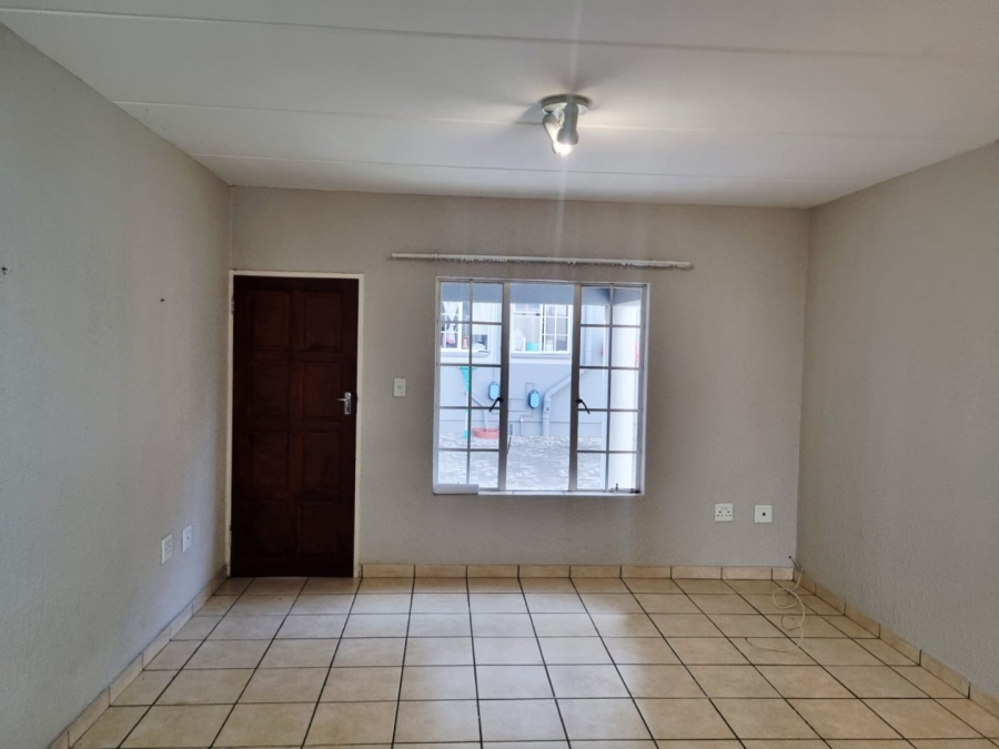 2 Bedroom Property for Sale in Comet Gauteng