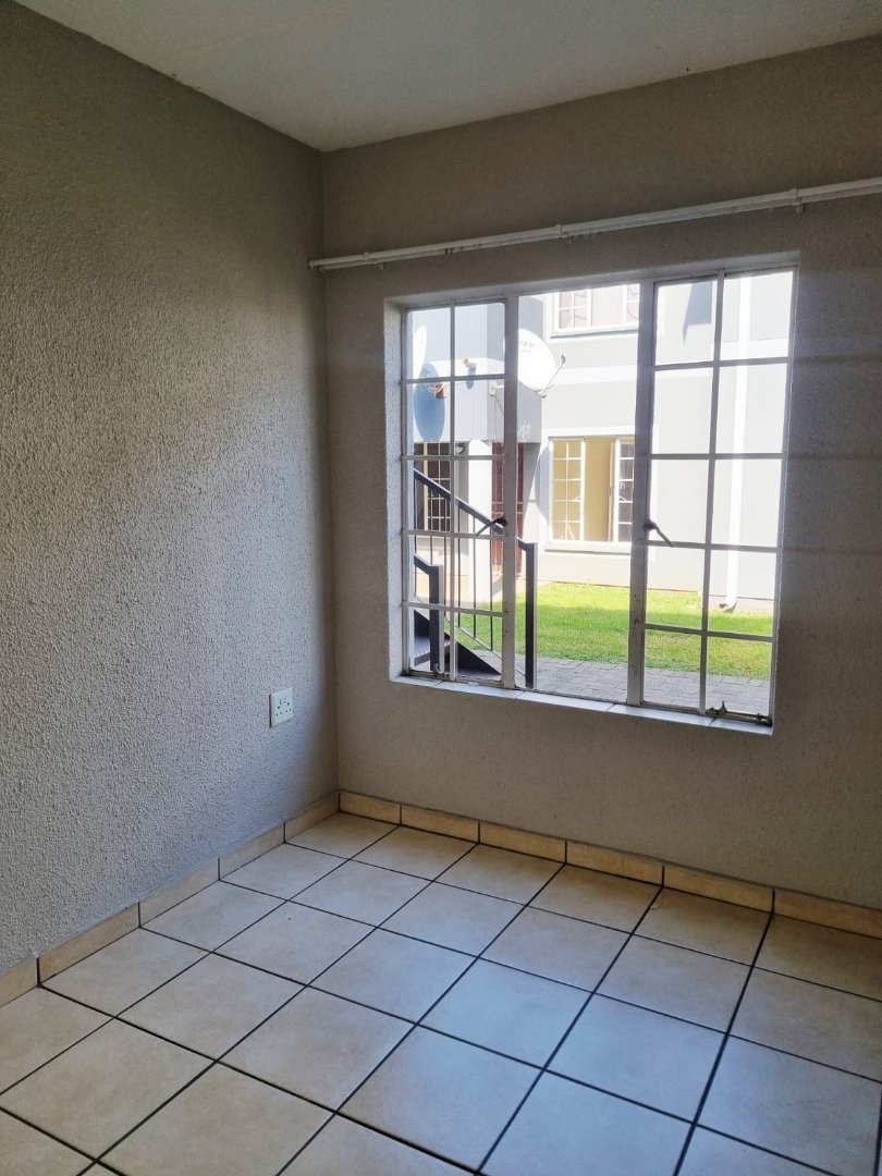 2 Bedroom Property for Sale in Comet Gauteng