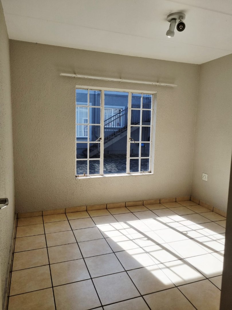 2 Bedroom Property for Sale in Comet Gauteng
