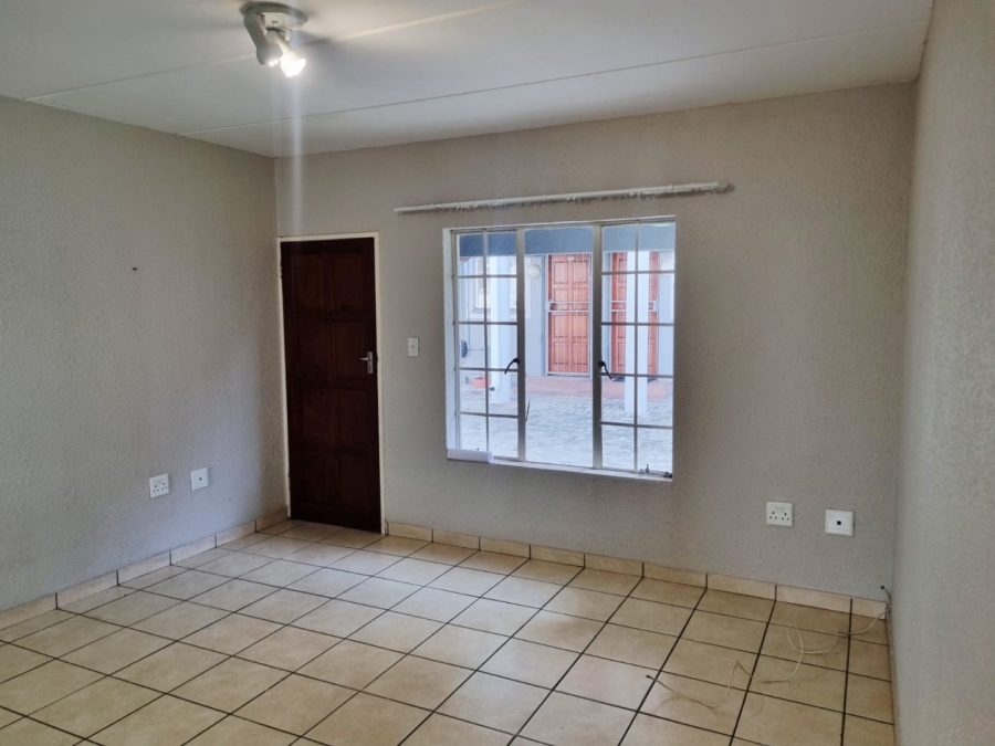 2 Bedroom Property for Sale in Comet Gauteng