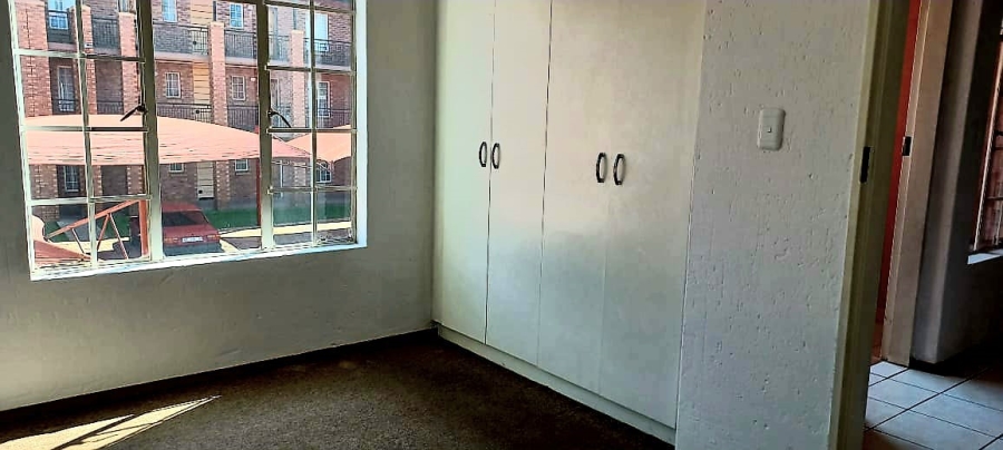To Let 2 Bedroom Property for Rent in Comet Gauteng