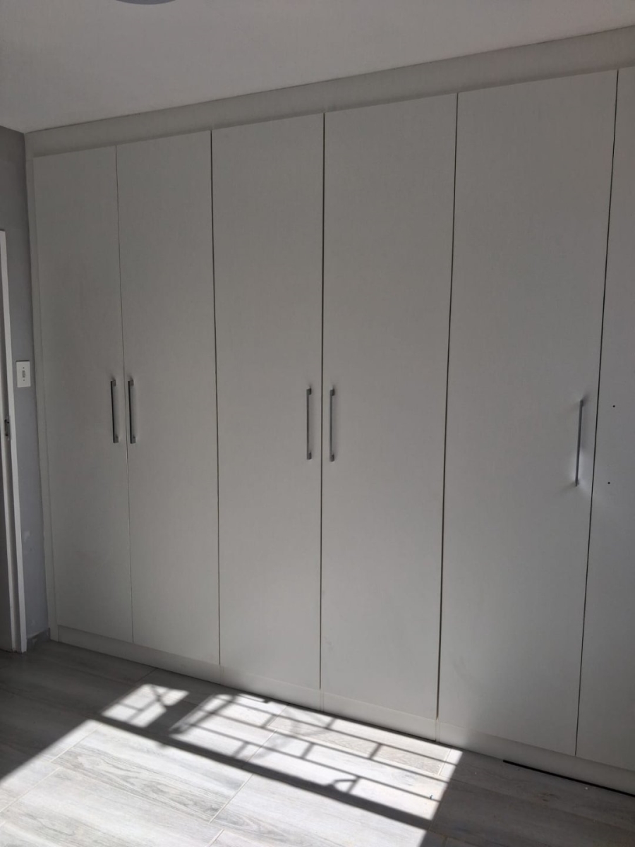 To Let  Bedroom Property for Rent in Albertville Gauteng