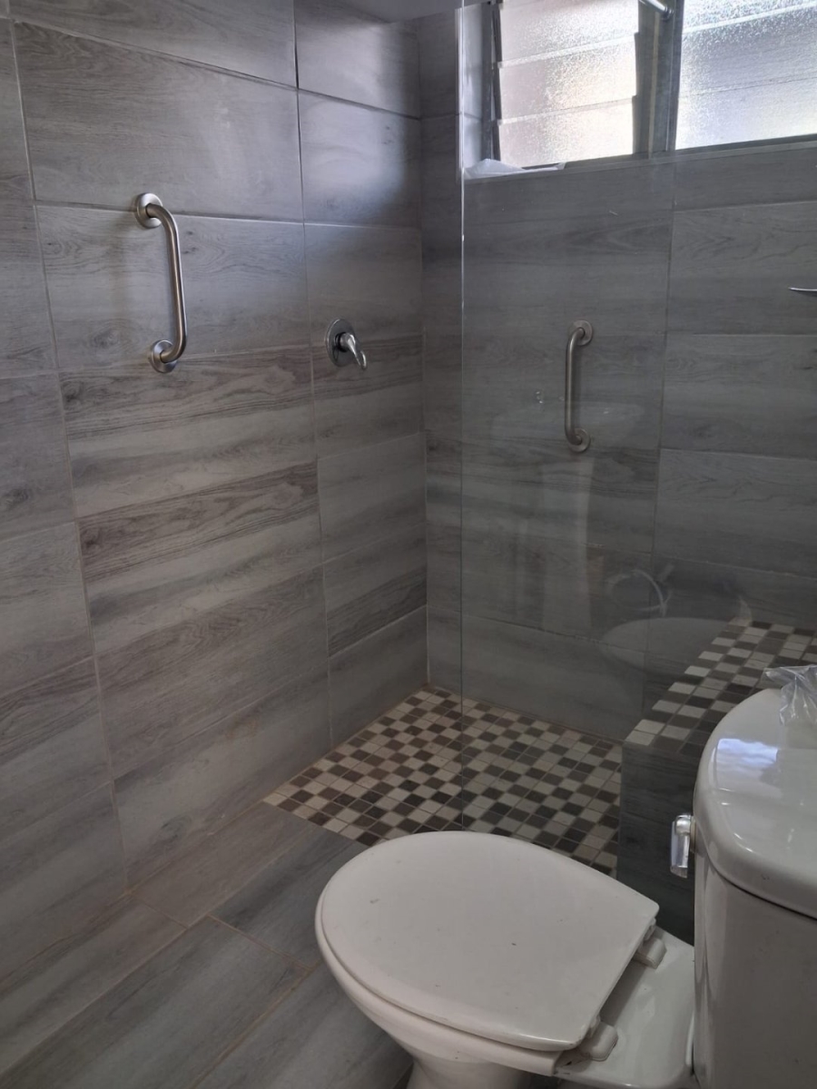 To Let  Bedroom Property for Rent in Albertville Gauteng