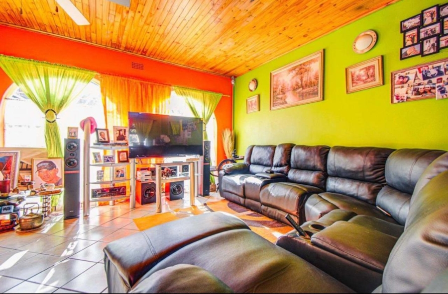 Commercial Property for Sale in Bredell Gauteng