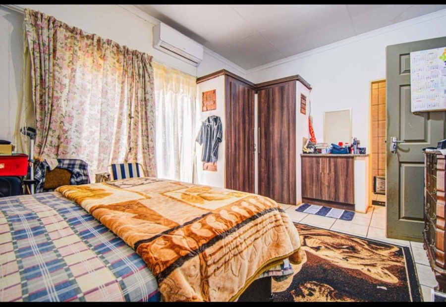 Commercial Property for Sale in Bredell Gauteng