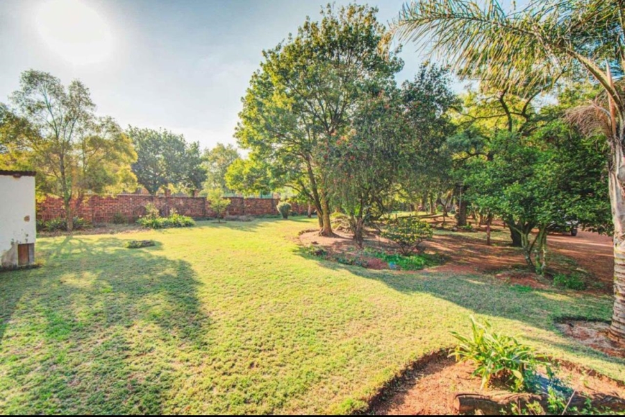 Commercial Property for Sale in Bredell Gauteng