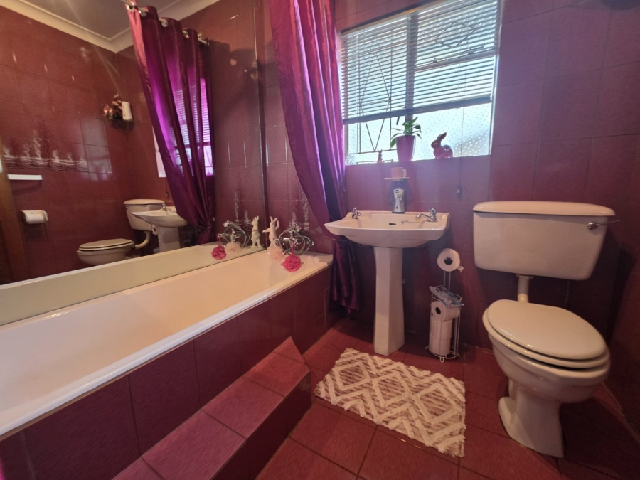 3 Bedroom Property for Sale in Randhart Gauteng