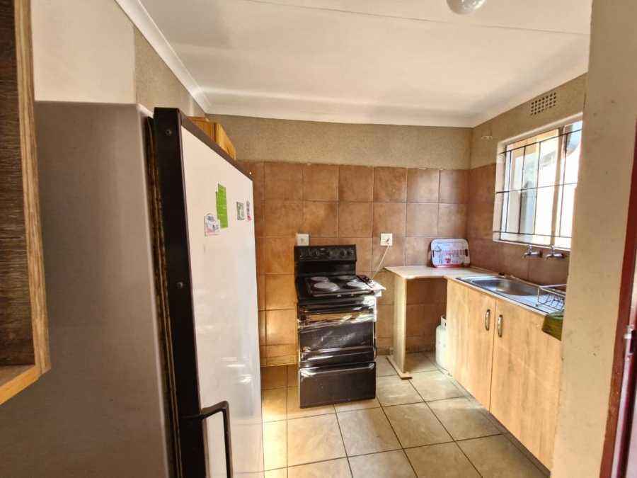 To Let 1 Bedroom Property for Rent in Daveyton Gauteng