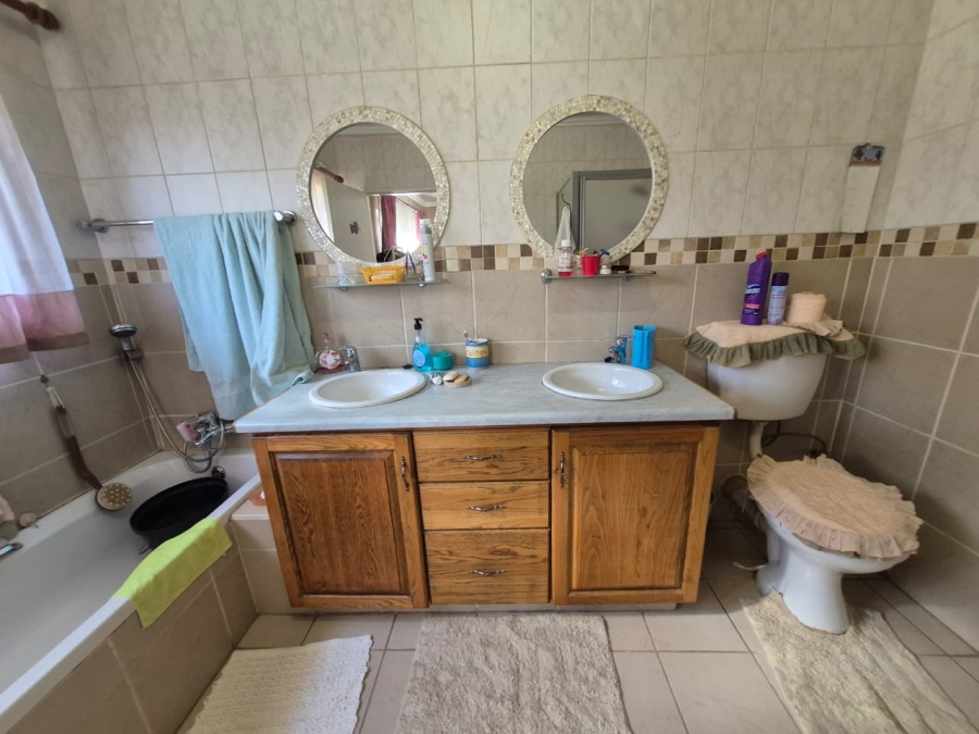 3 Bedroom Property for Sale in Lyttelton Manor Gauteng