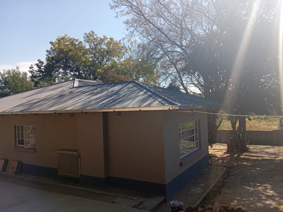 5 Bedroom Property for Sale in Dunsevern Gauteng