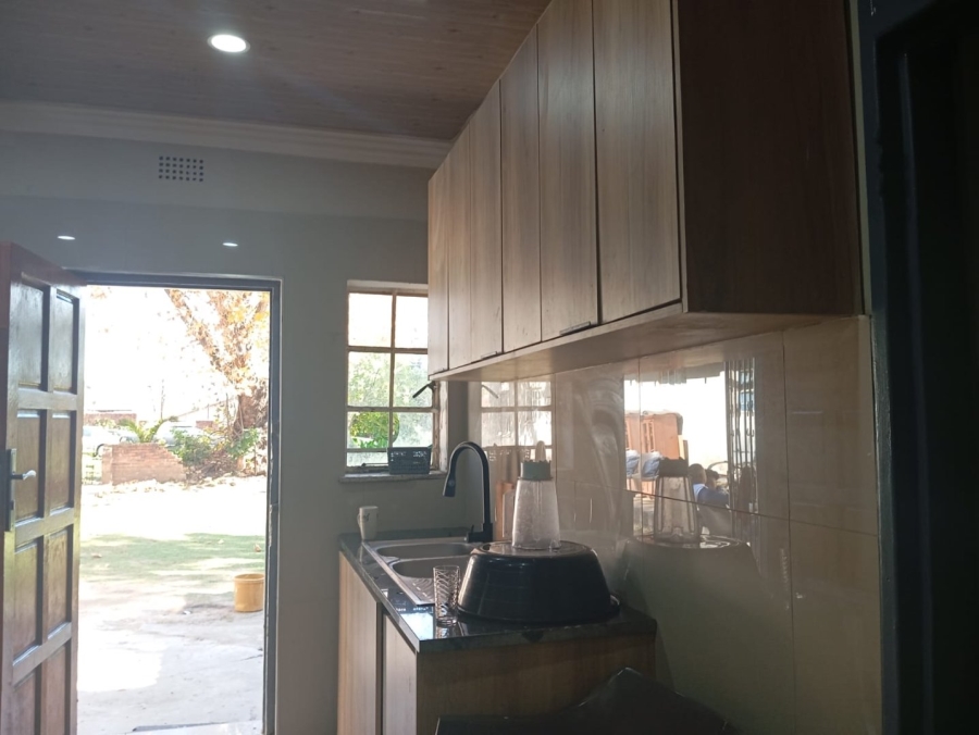 5 Bedroom Property for Sale in Dunsevern Gauteng