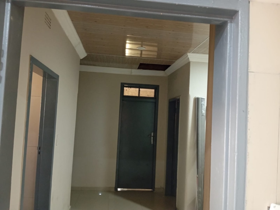 5 Bedroom Property for Sale in Dunsevern Gauteng
