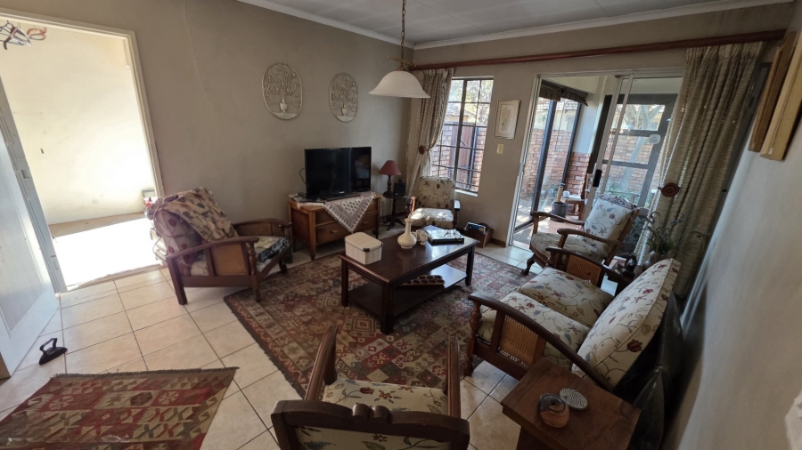 2 Bedroom Property for Sale in Montana Tuine Gauteng