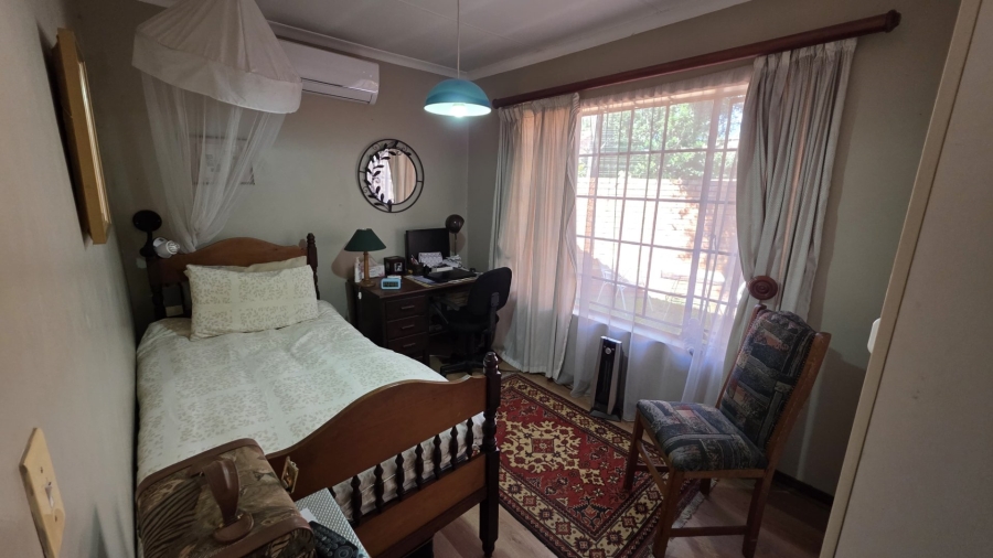 2 Bedroom Property for Sale in Montana Tuine Gauteng