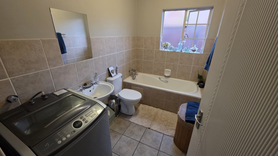 3 Bedroom Property for Sale in Magalieskruin Gauteng