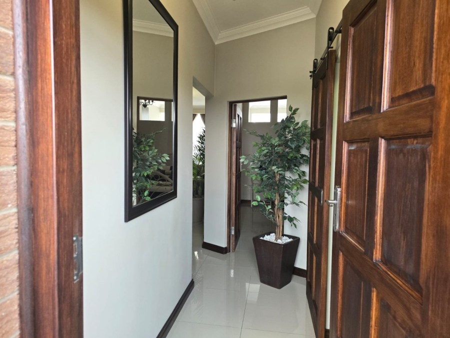 To Let 2 Bedroom Property for Rent in Symhurst Gauteng