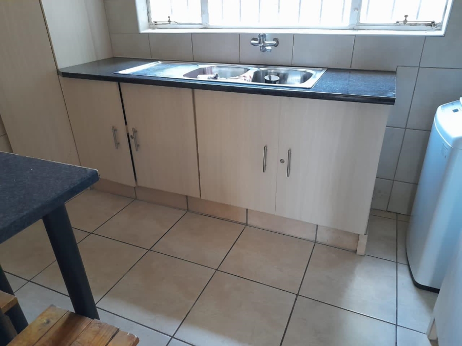 4 Bedroom Property for Sale in Westdene Gauteng