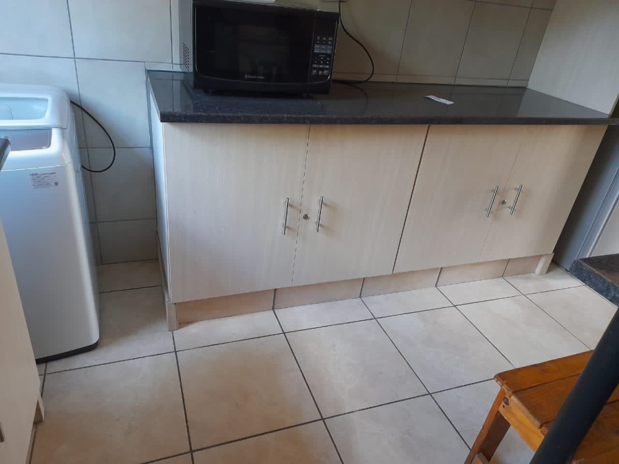 4 Bedroom Property for Sale in Westdene Gauteng