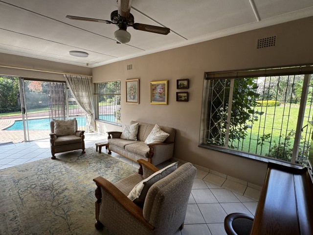  Bedroom Property for Sale in Lombardy East Gauteng