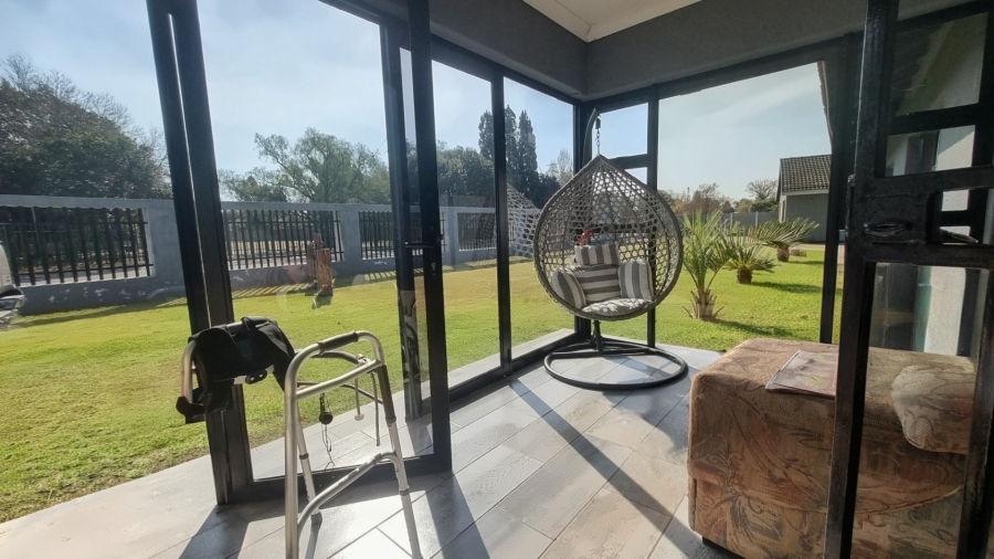 3 Bedroom Property for Sale in Sonland Park Gauteng