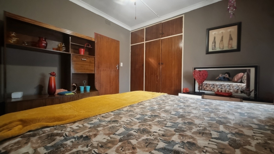 3 Bedroom Property for Sale in Sonland Park Gauteng