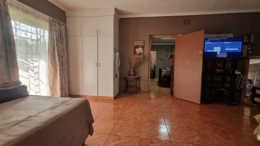 3 Bedroom Property for Sale in Sonland Park Gauteng
