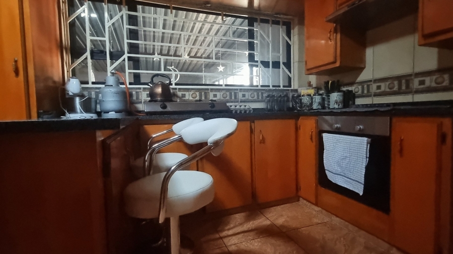 3 Bedroom Property for Sale in Sonland Park Gauteng
