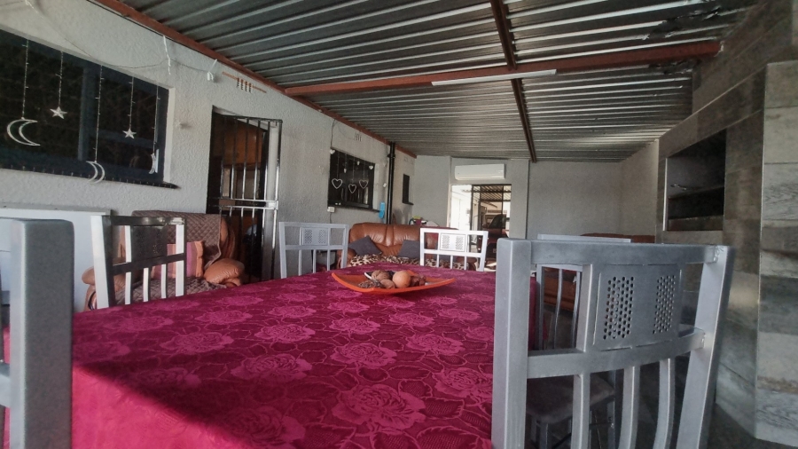 3 Bedroom Property for Sale in Sonland Park Gauteng