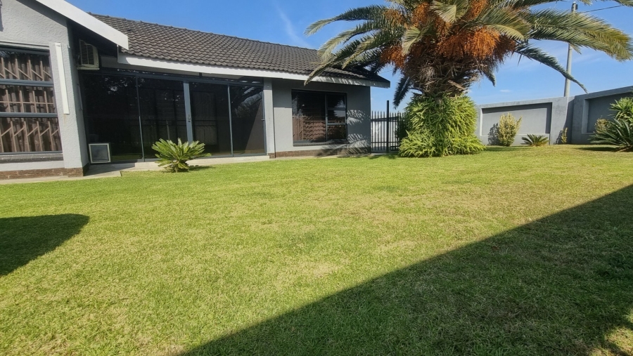 3 Bedroom Property for Sale in Sonland Park Gauteng