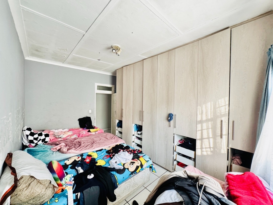 2 Bedroom Property for Sale in Bezuidenhout Valley Gauteng