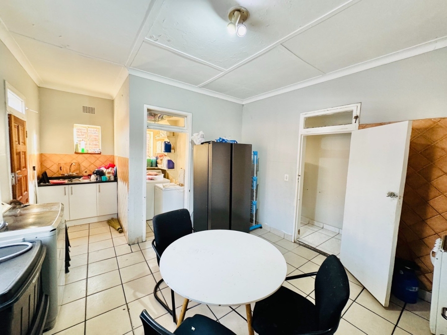 2 Bedroom Property for Sale in Bezuidenhout Valley Gauteng