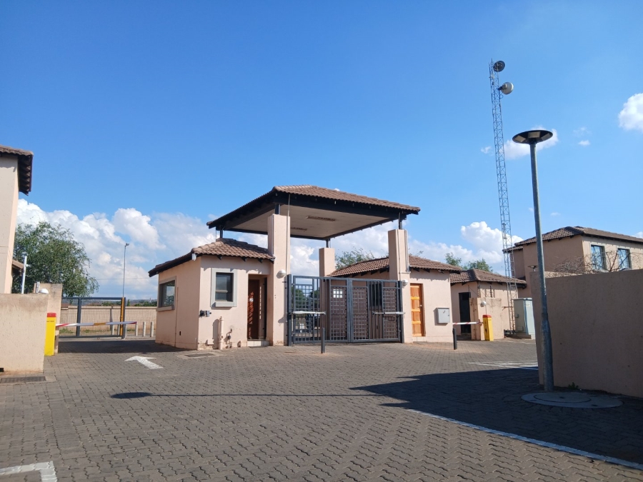To Let 3 Bedroom Property for Rent in Montana Gauteng