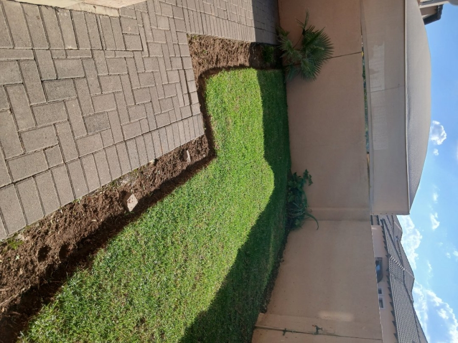 To Let 3 Bedroom Property for Rent in Montana Gauteng
