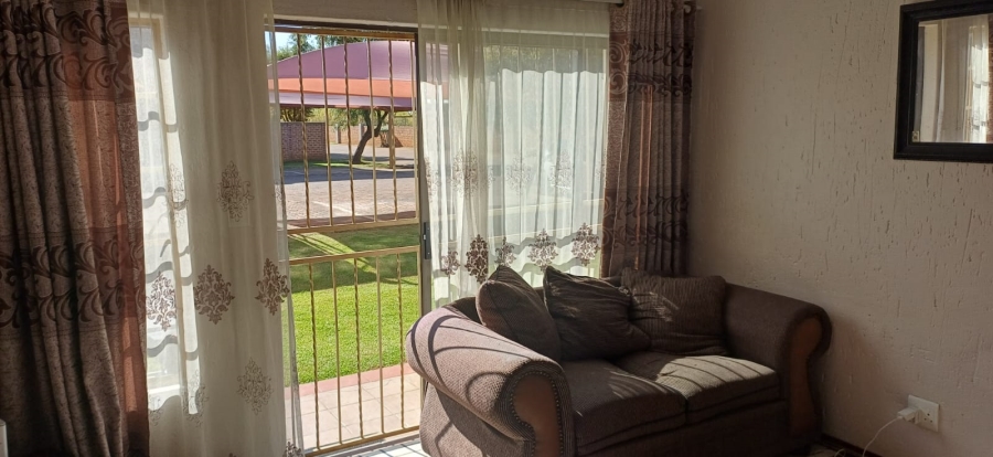 2 Bedroom Property for Sale in Hughes Gauteng