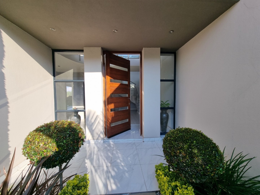 4 Bedroom Property for Sale in Copperleaf Estate Gauteng
